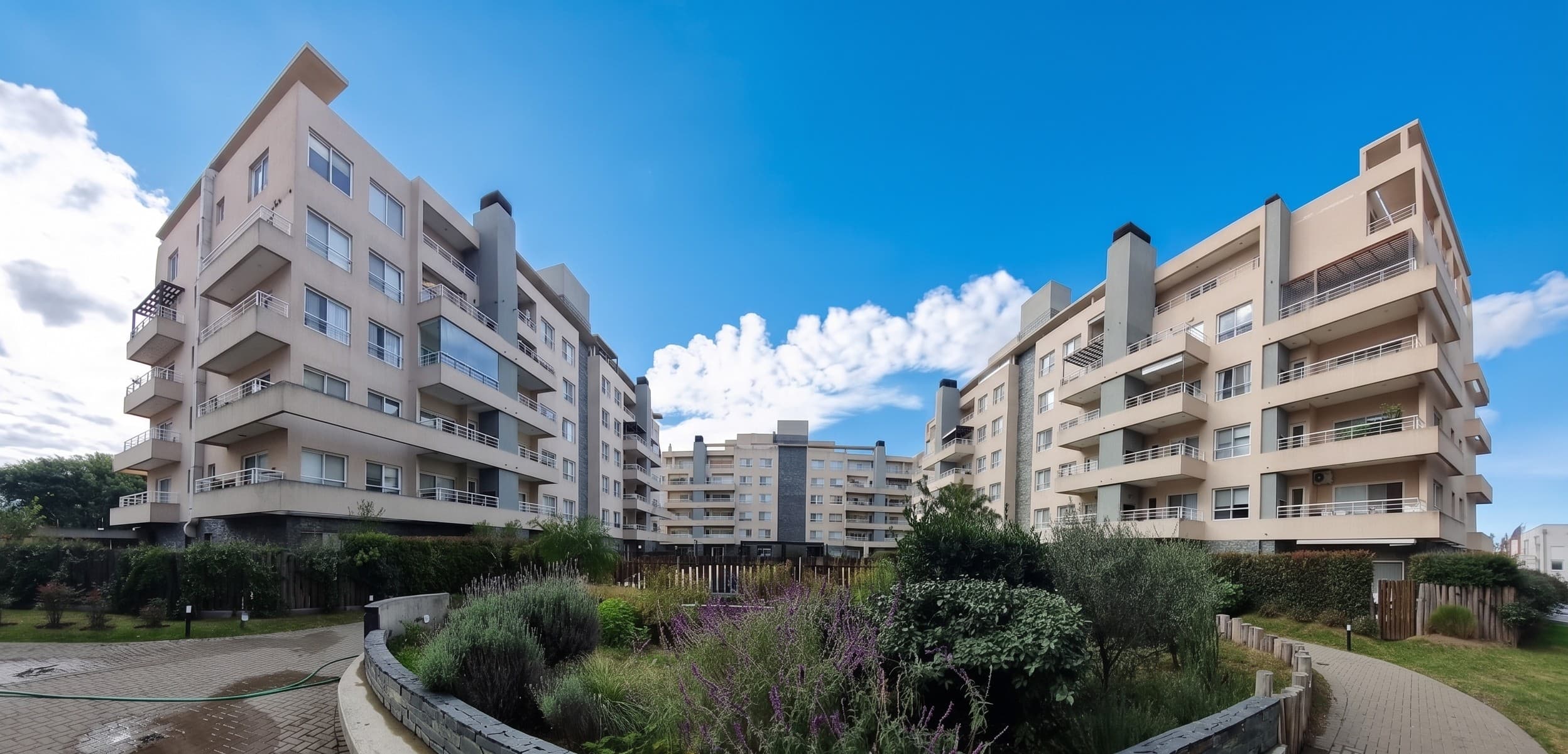Fachada. Antares Senior Living · Nordelta.